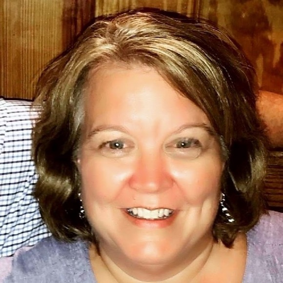 Meet your Posher, Roxanne - Picture 1 of 1